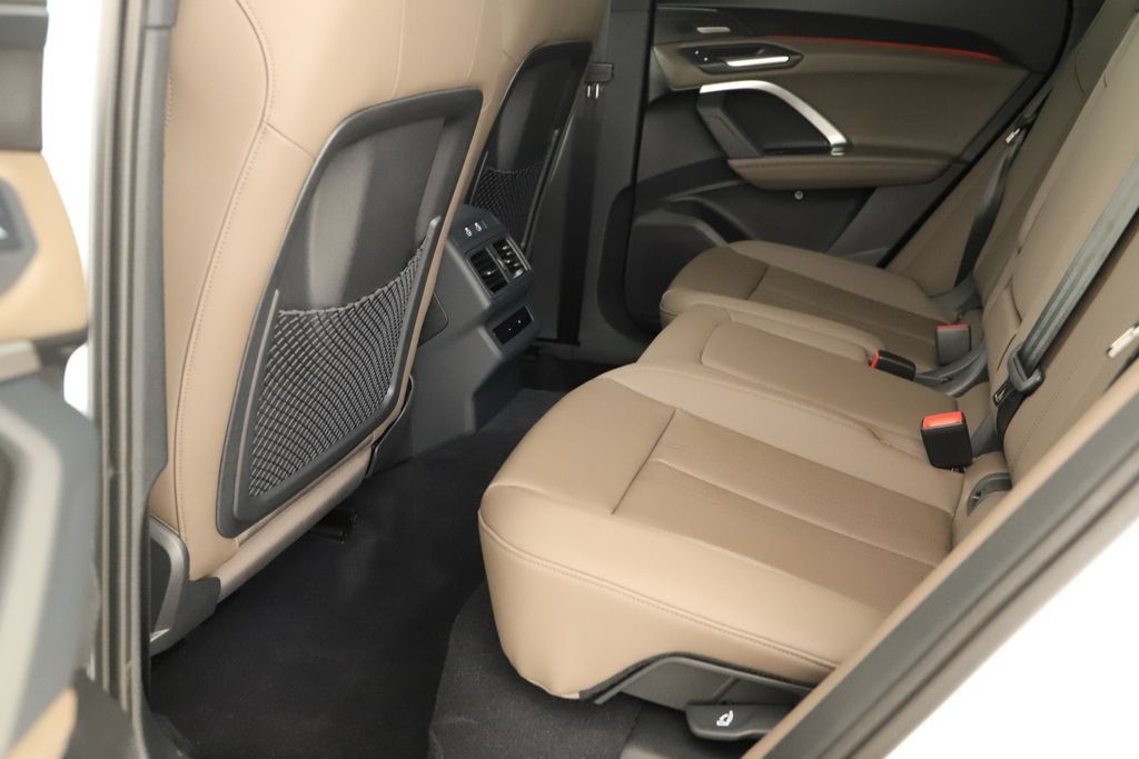 New 2026 Audi Q5 Premium Plus AWD/4WD image 28