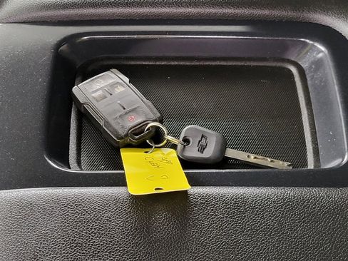 Used 2018 Chevrolet Silverado 1500 LT w/ All Star Edition image 26