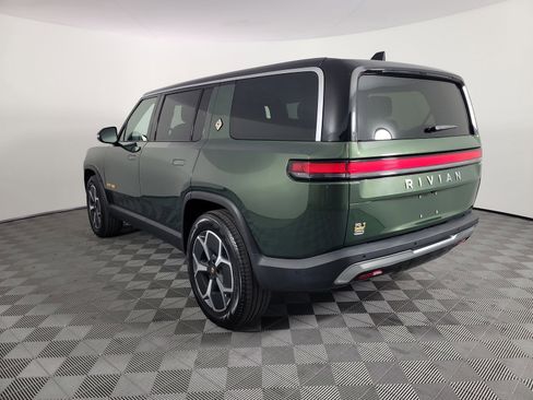 Used 2024 Rivian R1S Adventure AWD/4WD image 3