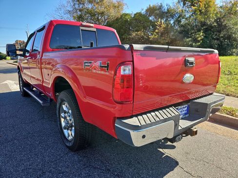 Used 2011 Ford F250 Lariat w/ Lariat Interior Pkg image 5