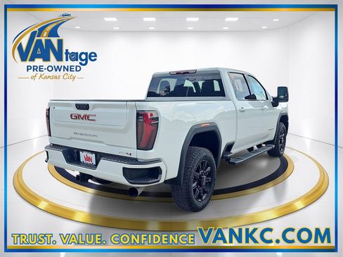 Certified 2026 GMC Sierra 2500 AT4 AWD/4WD image 6