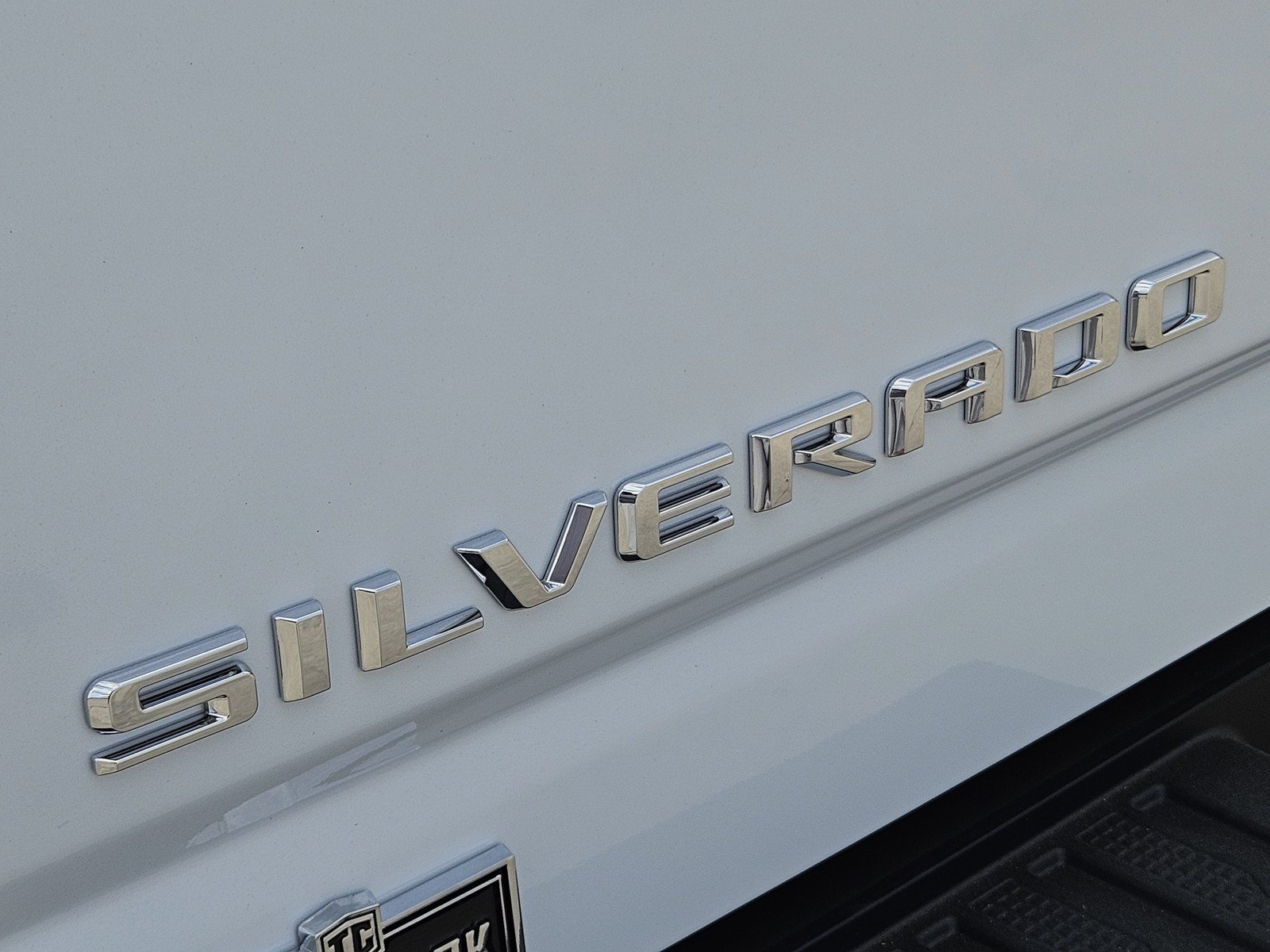 New 2026 Chevrolet Silverado 2500 High Country w/ High Country Premium Package AWD/4WD image 8