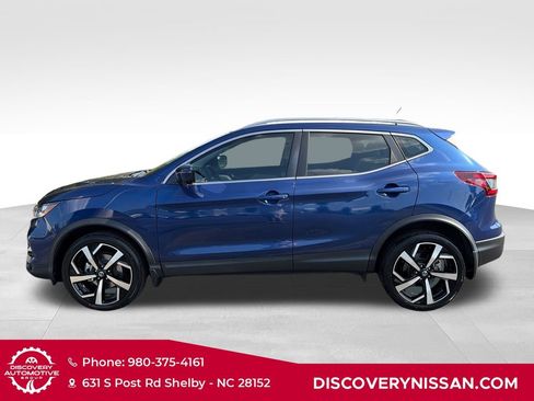 Certified 2022 Nissan Rogue Sport SL AWD/4WD image 9