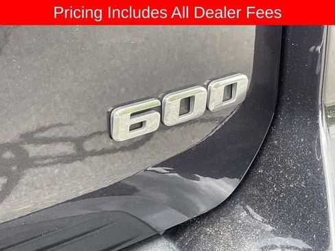 Used 2022 Cadillac Escalade Premium Luxury w/ Performance Package AWD/4WD image 13