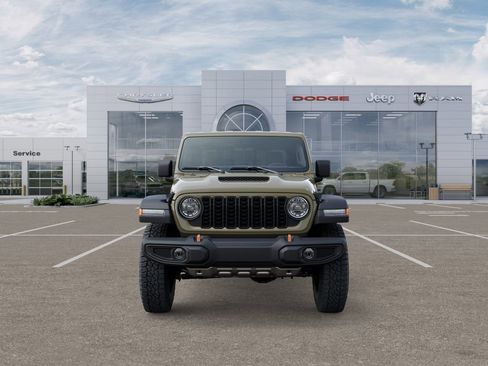 New 2025 Jeep Gladiator Mojave w/ Convenience Group image 8