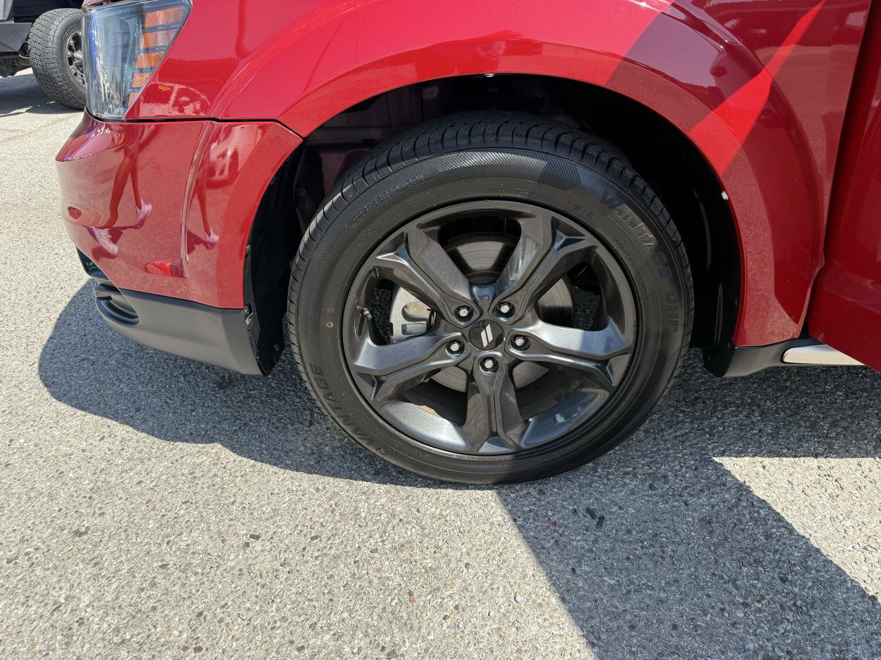 Used 2020 Dodge Journey Crossroad FWD image 26