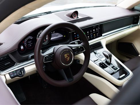 Used 2023 Porsche Panamera Turbo S Executive image 14