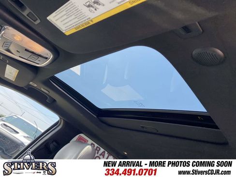 Used 2018 Jeep Grand Cherokee Limited RWD image 23