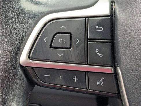 Used 2022 Toyota Highlander Platinum image 9