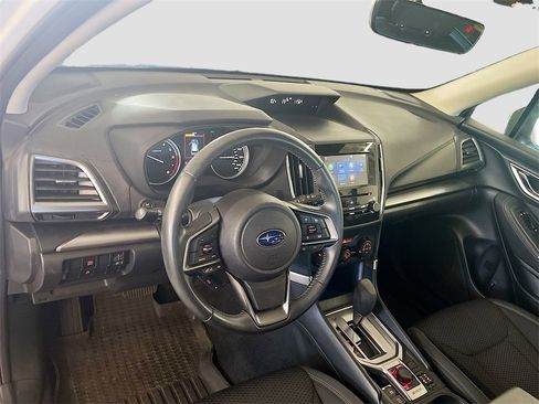 Used 2023 Subaru Forester Premium image 9