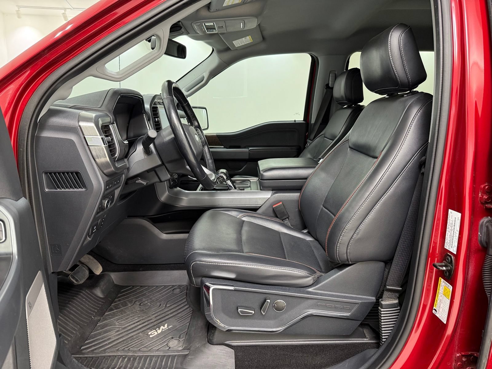Used 2021 Ford F150 Lariat AWD/4WD image 17