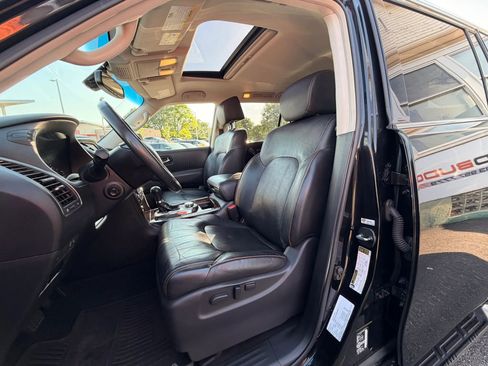 Used 2017 Nissan Armada Platinum AWD/4WD image 14