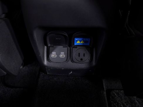 Used 2025 Genesis GV80 3.5T Advanced image 29