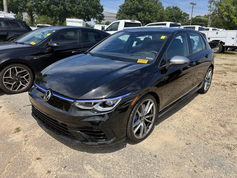 Used 2024 Volkswagen Golf R AWD/4WD image 3