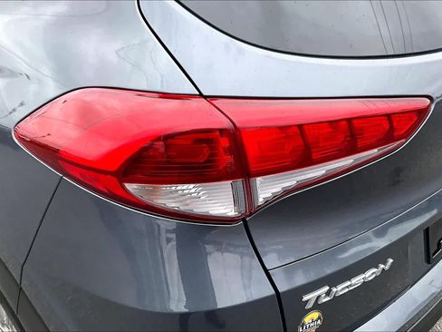 Used 2017 Hyundai Tucson SE image 32