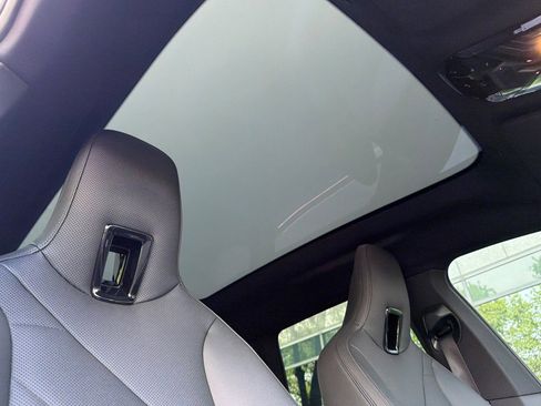 Used 2024 BMW iX xDrive50 w/ Premium Package image 21