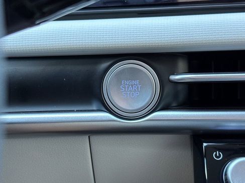 New 2026 Hyundai Tucson SEL image 19