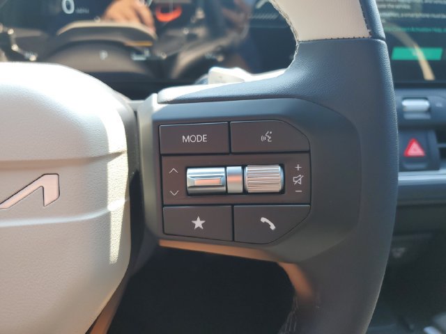 New 2026 Kia K4 GT-Line FWD image 32