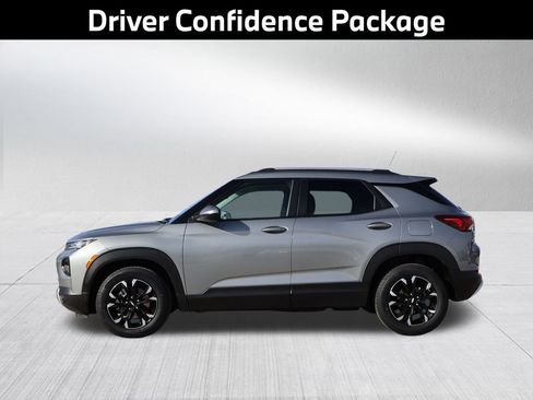 Used 2023 Chevrolet TrailBlazer LT w/ Convenience Package image 5