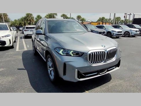 New 2026 BMW X5 xDrive40i w/ Parking Assistance Package image 29