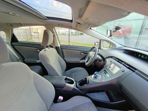 Used 2013 Toyota Prius Three w/ Solar Roof Pkg FWD image 45
