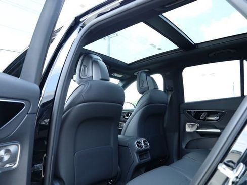 New 2025 Mercedes-Benz GLC 300 GLC 300 image 25