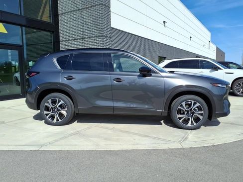 New 2026 MAZDA CX-5 Preferred AWD/4WD image 8