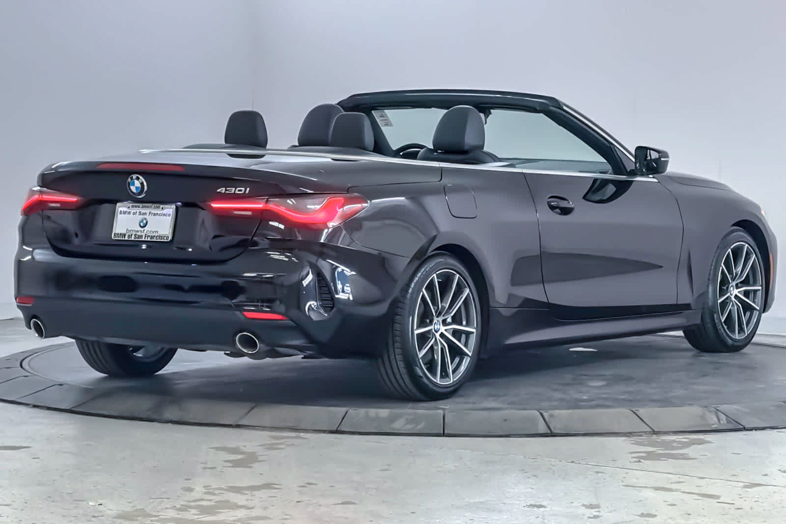 Used 2023 BMW 430i Convertible RWD image 2