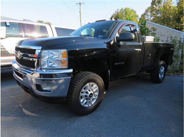Used 2011 Chevrolet Silverado 2500 LT w/ Interior Plus Package AWD/4WD image 1