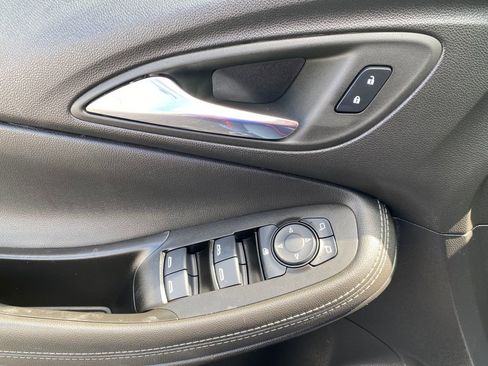 Used 2023 Buick Encore GX Preferred w/ Cold Weather Comfort Package image 13