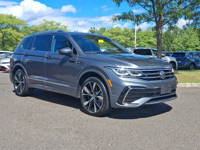 Certified 2024 Volkswagen Tiguan SEL R-Line