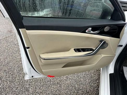 Used 2023 Kia Stinger GT-Line w/ Sun & Sound Package image 10