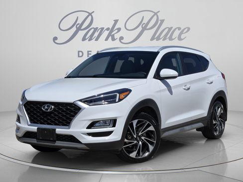 Used 2019 Hyundai Tucson Sport w/ Cargo Package FWD image 1