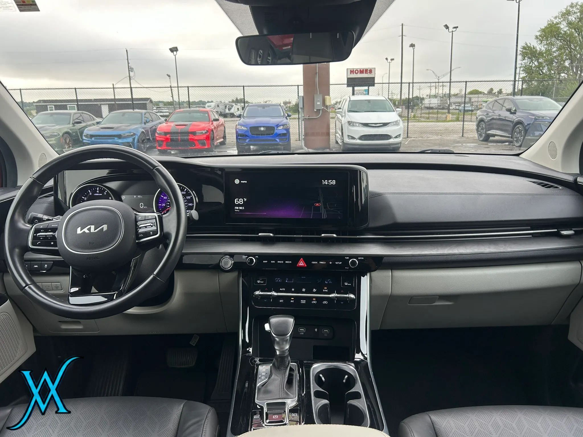 Used 2022 Kia Carnival SX FWD image 28
