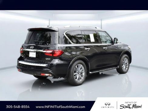 Used 2023 INFINITI QX80 Luxe w/ Cargo Package AWD/4WD image 4