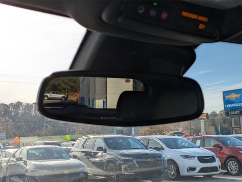 Used 2023 Chevrolet TrailBlazer RS w/ Sun and Liftgate Package image 26