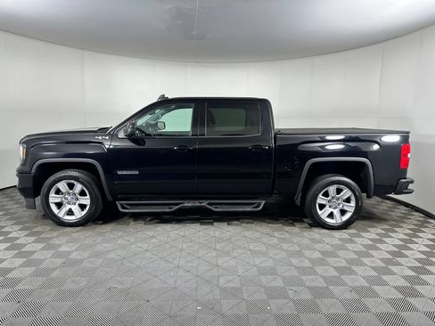 Used 2017 GMC Sierra 1500 SLE w/ SLE Value Package AWD/4WD image 2
