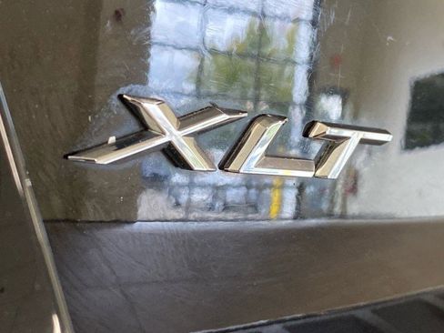 Certified 2022 Ford Explorer XLT w/ Equipment Group 202A image 7