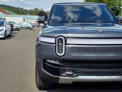 Used 2023 Rivian R1S Adventure Quad AWD/4WD image 2