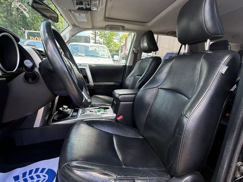 Used 2010 Toyota 4Runner Limited AWD/4WD image 13