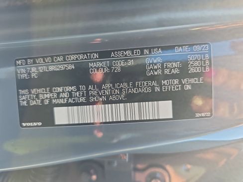 Used 2024 Volvo S60 B5 Plus image 34