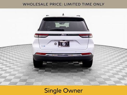 Used 2023 Jeep Grand Cherokee 4WD 4xe image 4