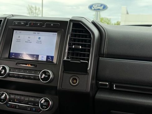 Used 2020 Ford Expedition Max Limited AWD/4WD image 33
