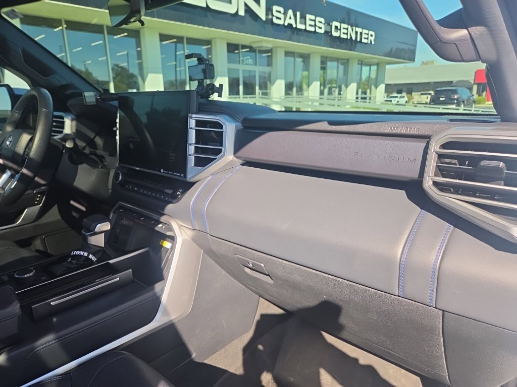 Used 2022 Toyota Tundra Platinum w/ Advanced Package AWD/4WD image 29