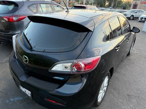 Used 2013 MAZDA MAZDA3 i Touring w/ Preferred Equipment Pkg image 4