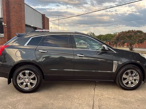 Used 2015 Cadillac SRX Luxury w/ Driver Awareness Package AWD/4WD image 6