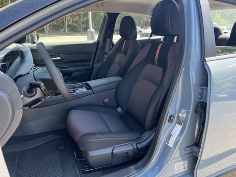 New 2026 Nissan Sentra SR FWD image 14