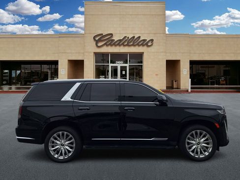 Certified 2023 Cadillac Escalade Premium Luxury image 2