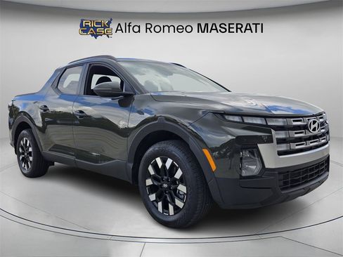 Used 2025 Hyundai Santa Cruz SEL image 9