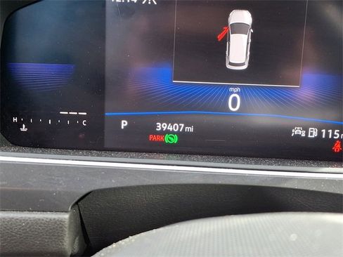 Used 2022 Volkswagen Tiguan SE image 20